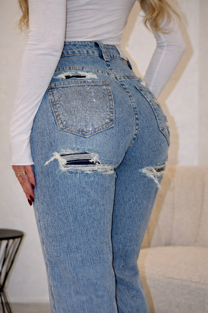 Jeans with a glittered pocket
